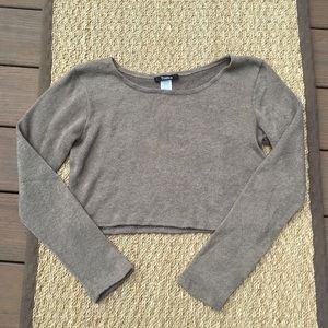 Cropped sweater top